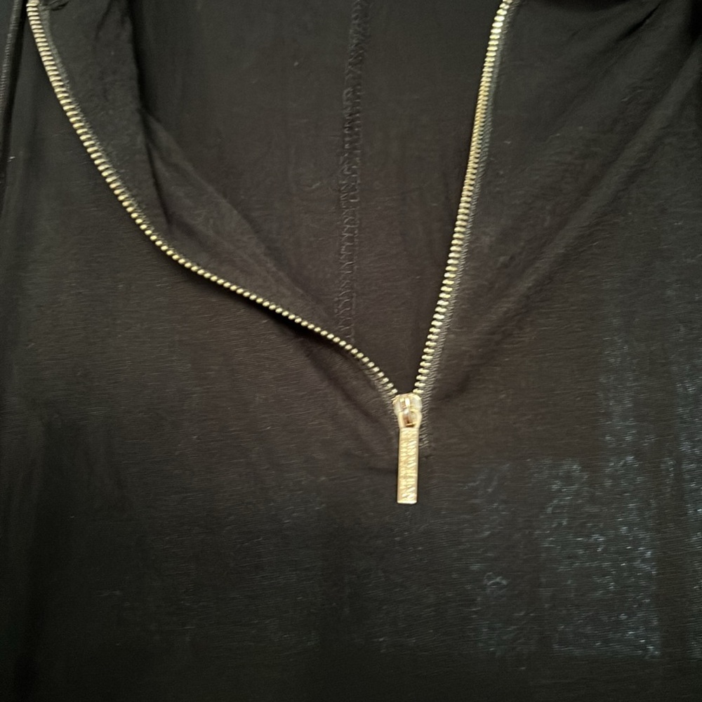 Top - Picture 3 of 6